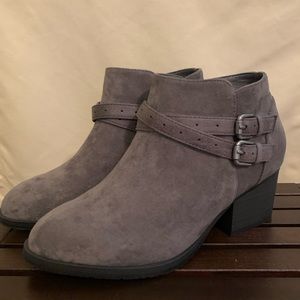 NWT Gray Sonoma Booties 7W